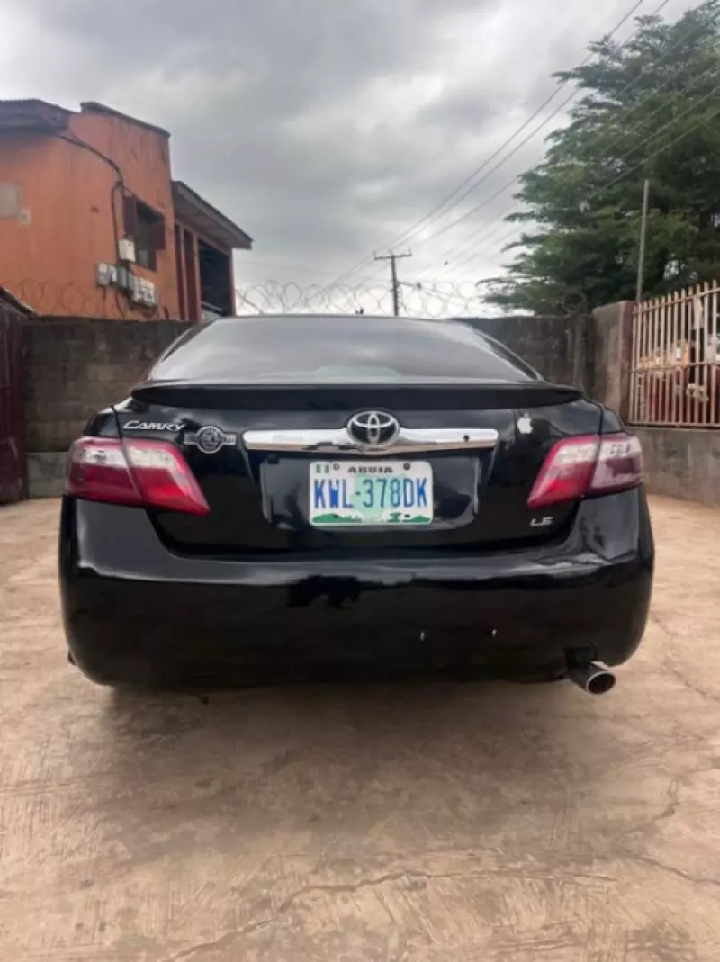 Toyota Camry   - 2007