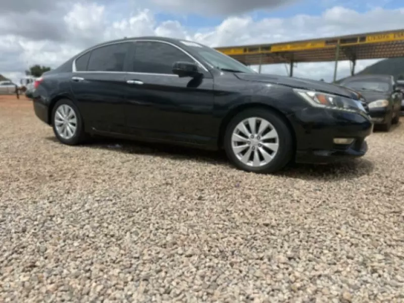 Honda Accord   - 2013