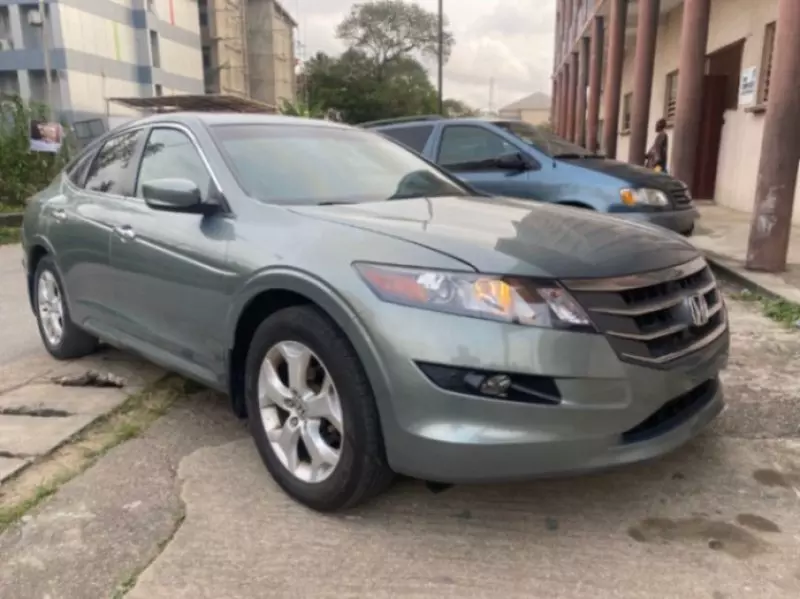Honda Accord Crosstour   - 2010