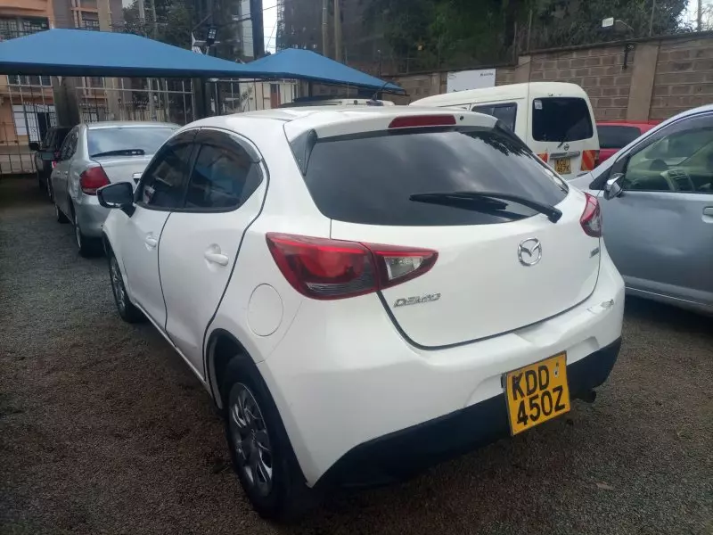 Mazda Demio   - 2015