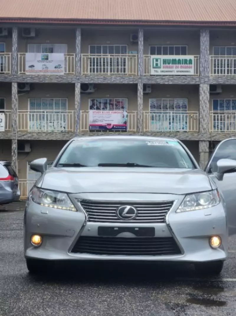 Lexus ES 350   - 2015