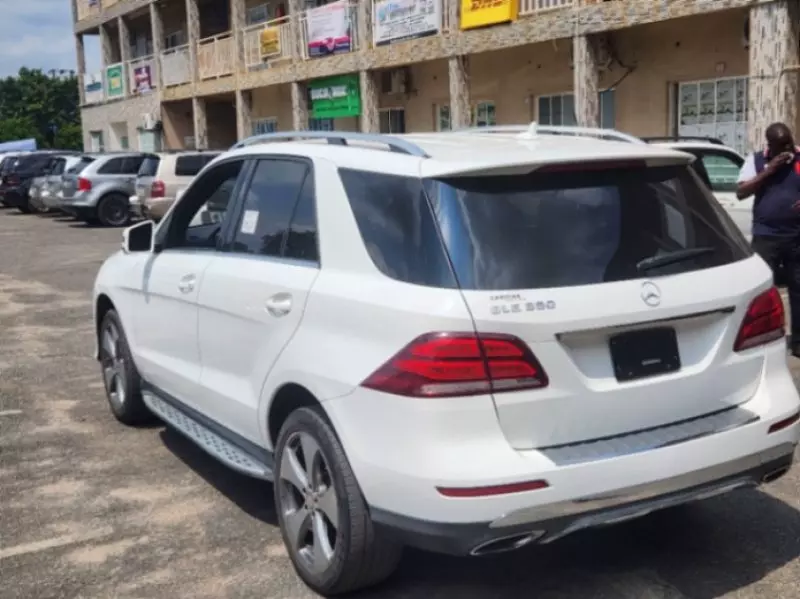 Mercedes-Benz GLE 350