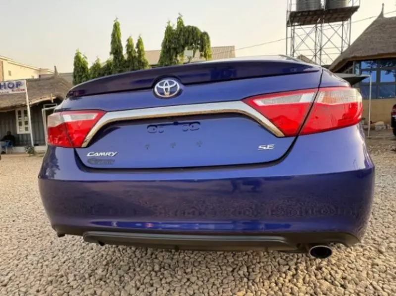Toyota Camry   - 2015