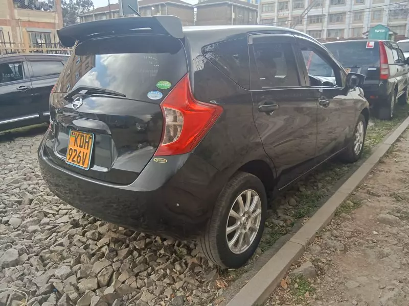 Nissan Note   - 2015