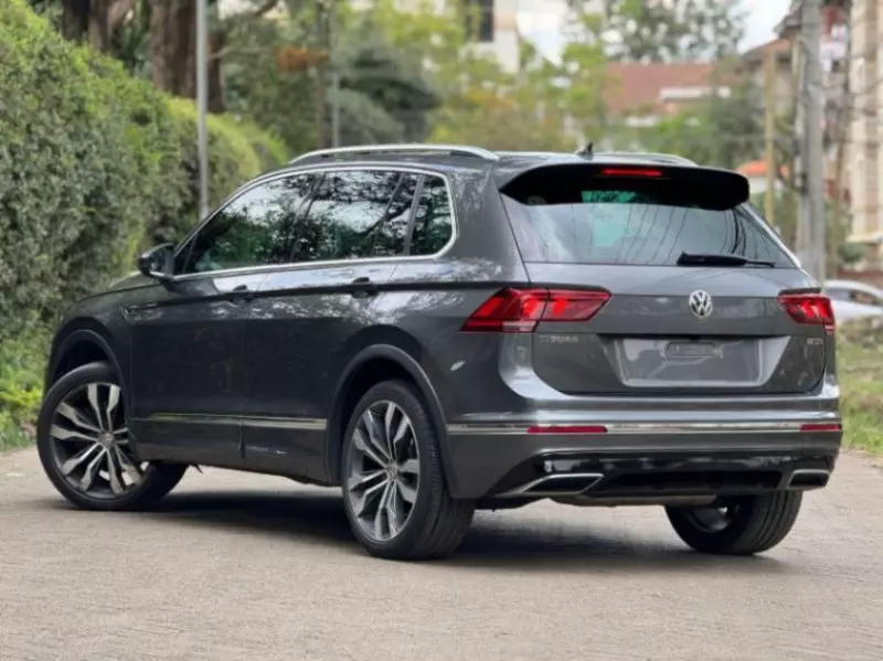 Volkswagen Tiguan   - 2018