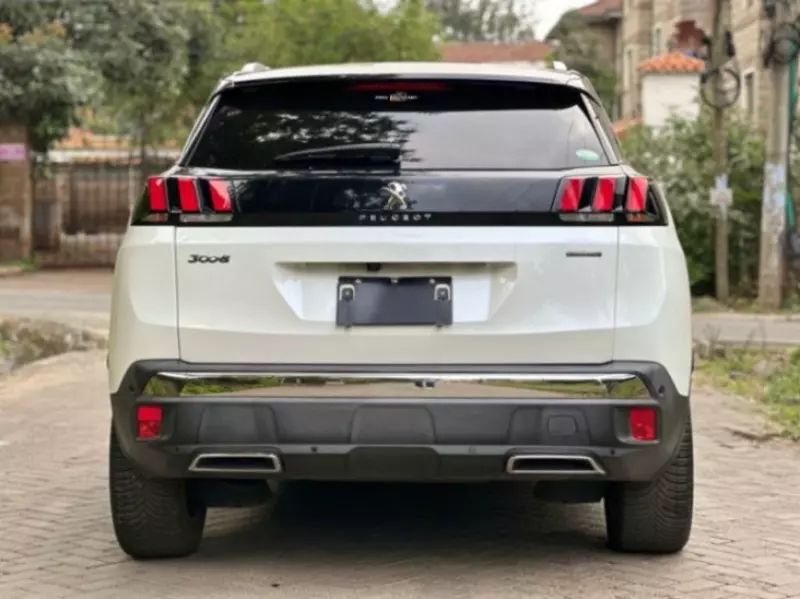 Peugeot 3008   - 2018