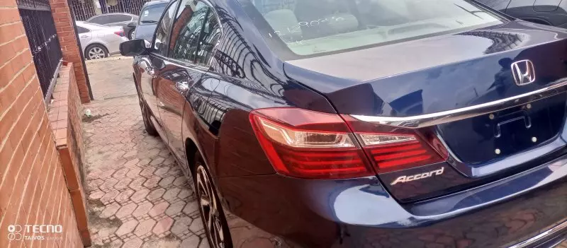 Honda Accord   - 2016