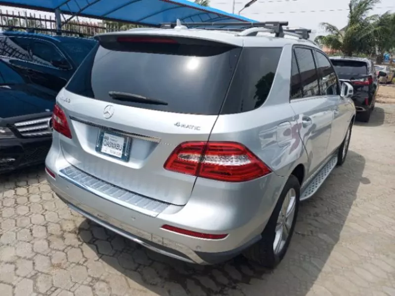 Mercedes-Benz ML 350