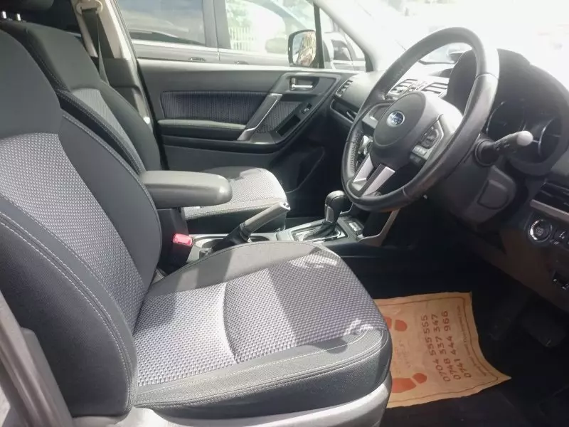 Subaru Forester   - 2017