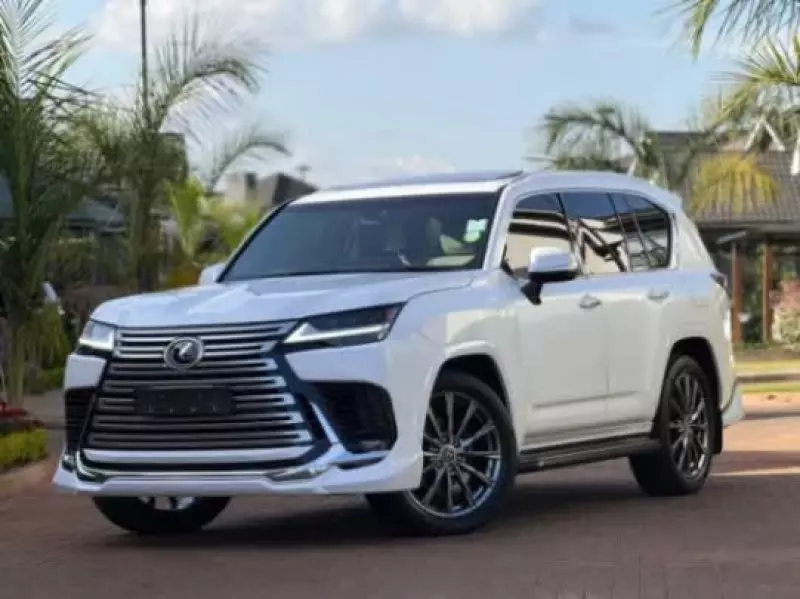 Lexus LX 600