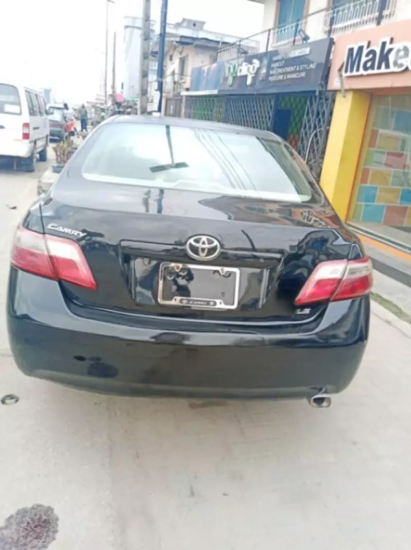Toyota Camry   - 2008
