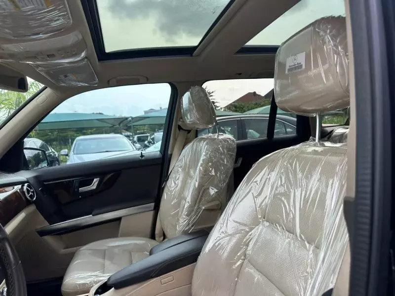 Mercedes-Benz GLK 350   - 2014