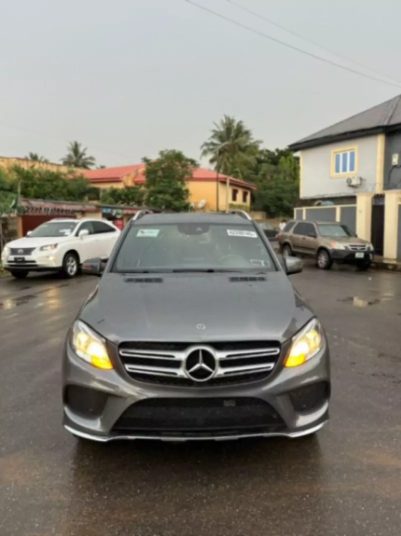 Mercedes-Benz GLE-Class