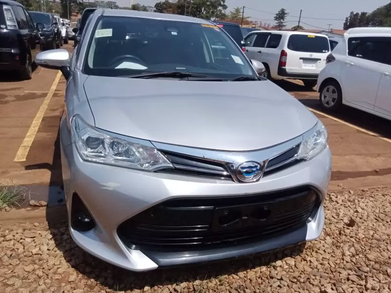 Toyota Fielder hybrid    - 2017