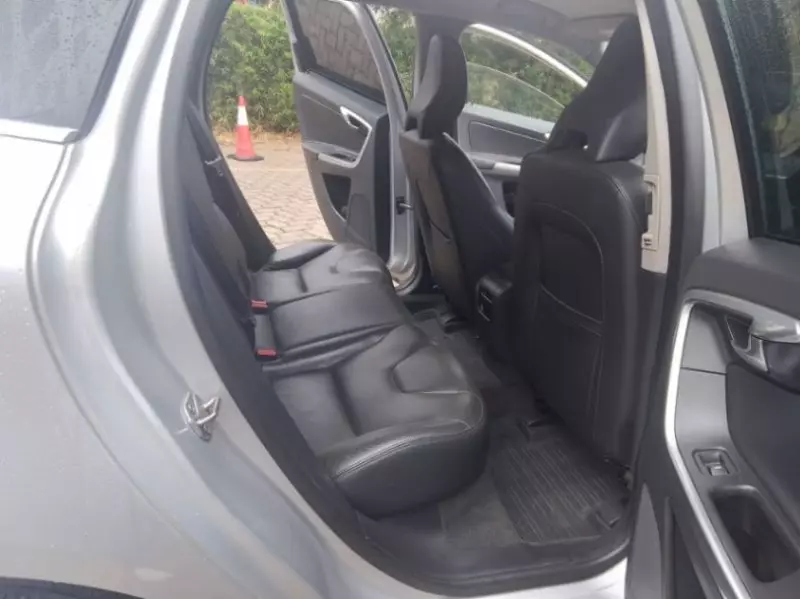 Volvo XC60   - 2015