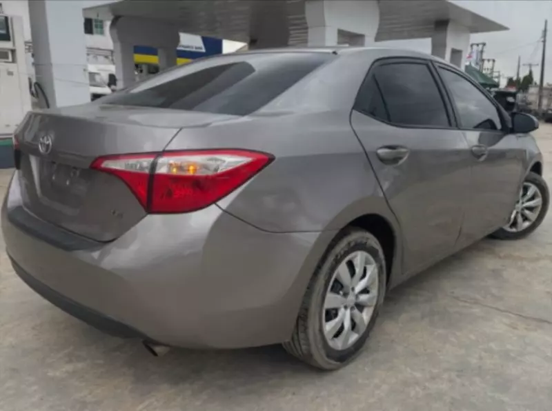 Toyota corolla   - 2016