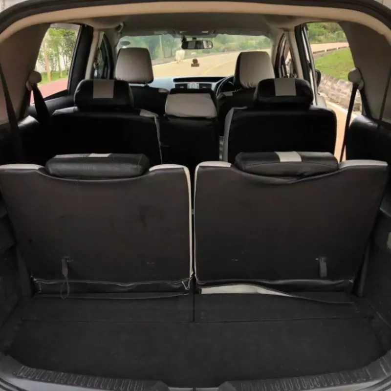 Nissan Lafesta    - 2012