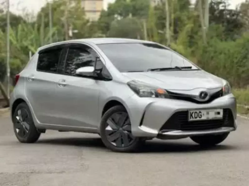 Toyota Vitz   - 2014
