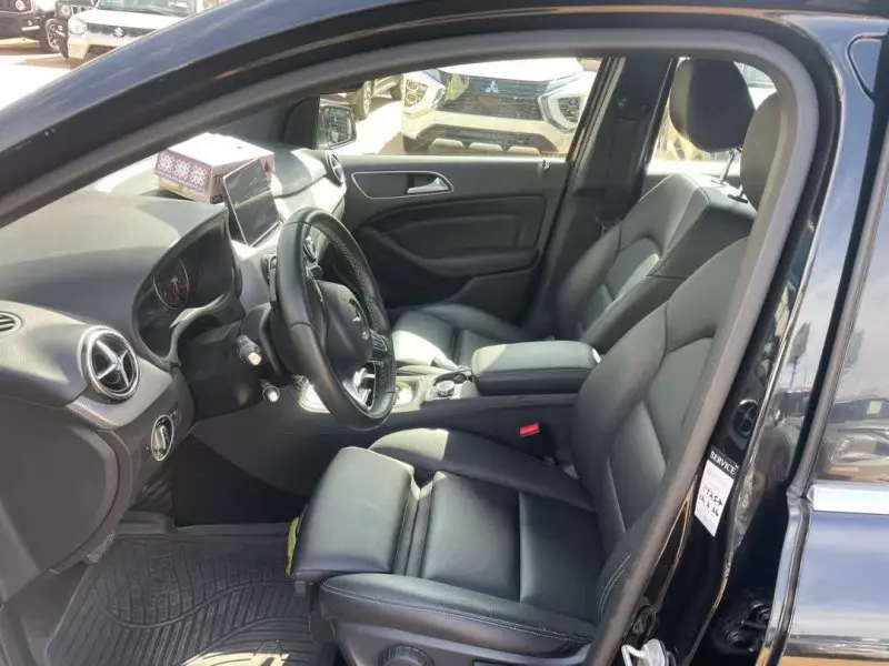 Mercedes-Benz B 200   - 2017