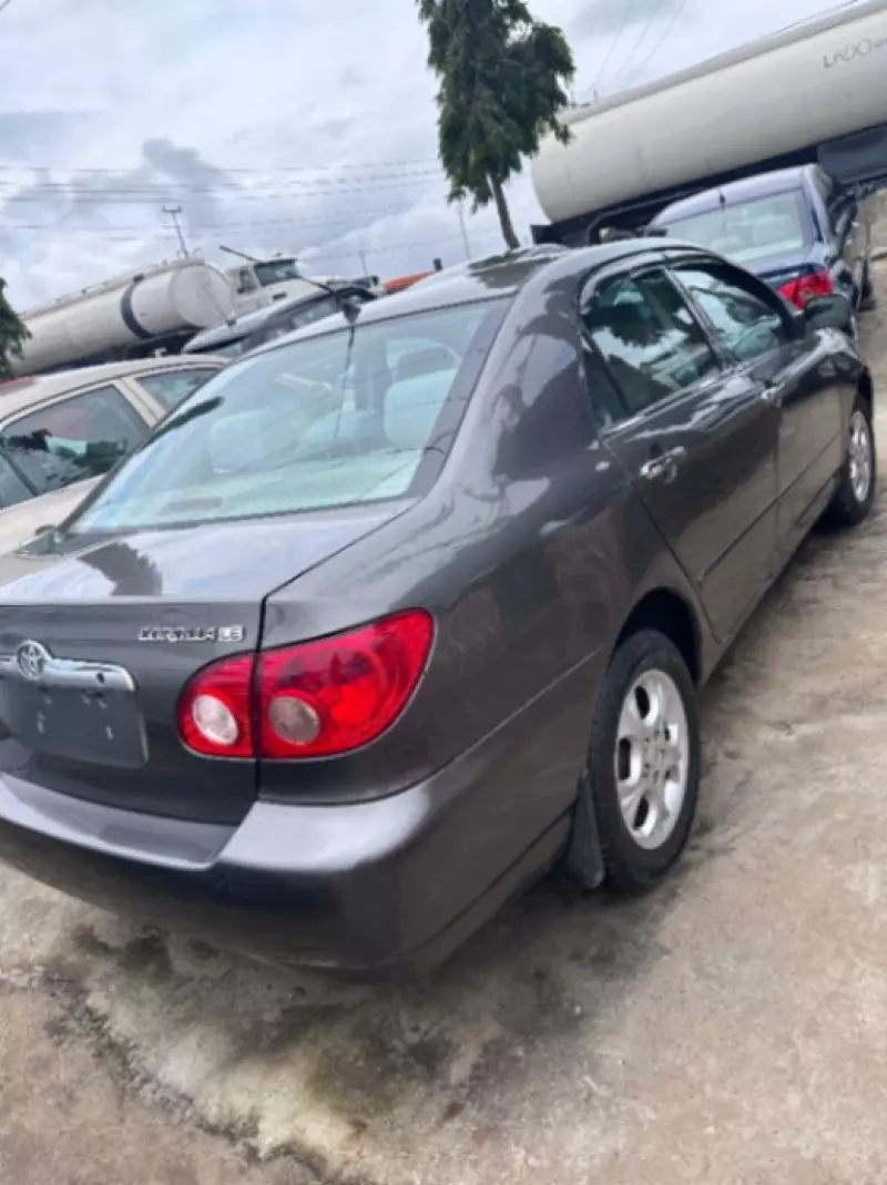 Toyota corolla   - 2007