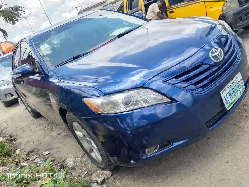 Toyota Camry   - 2007