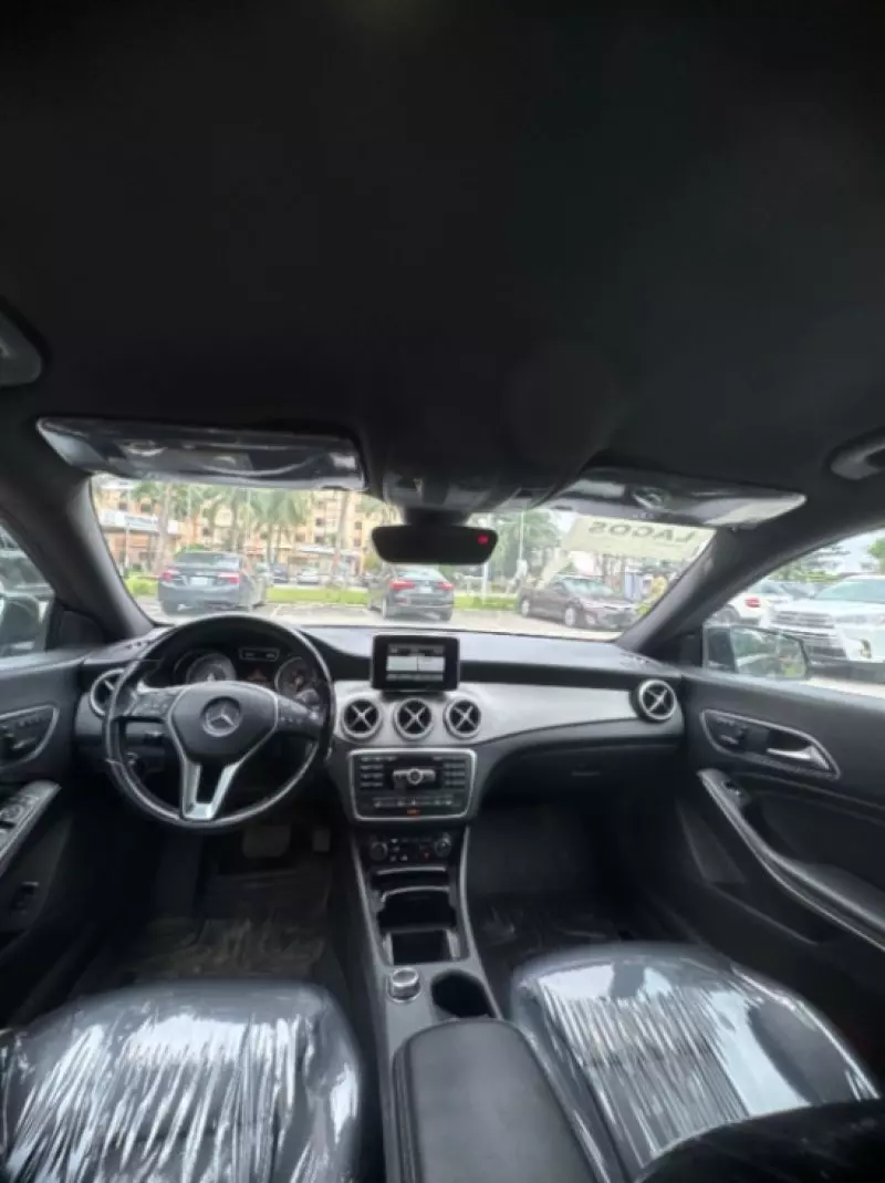 Mercedes-Benz CLA 250   - 2014