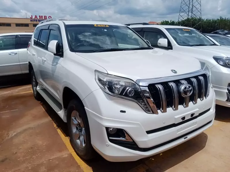 Toyota Landcruiser Prado   - 2017