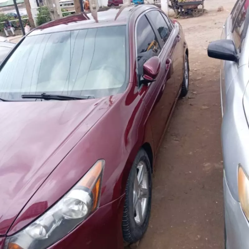 Honda Accord   - 2009