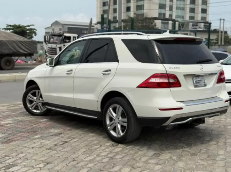 Mercedes-Benz ML 350   - 2013