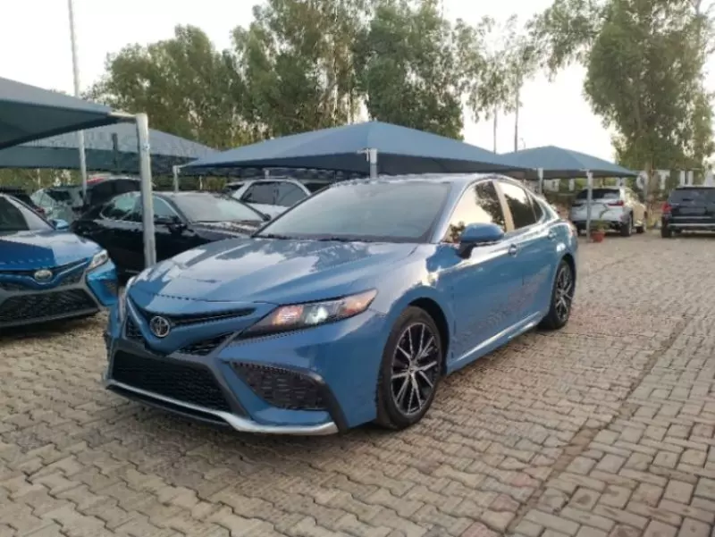 Toyota Camry   - 2023