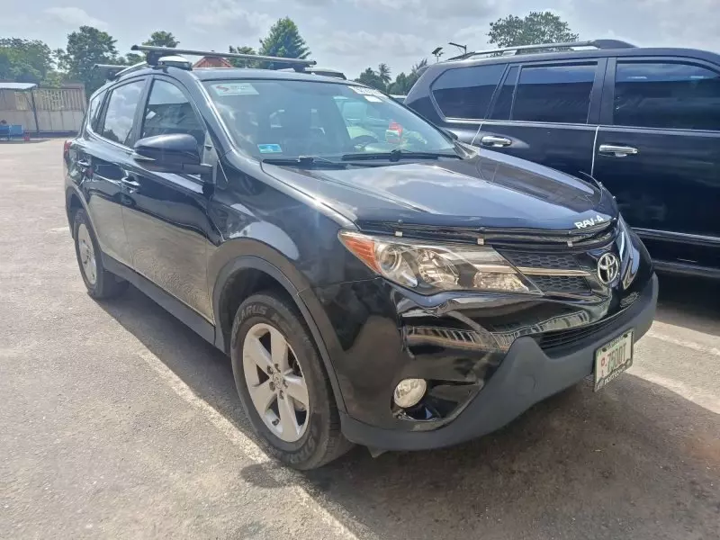 Toyota RAV4   - 2013