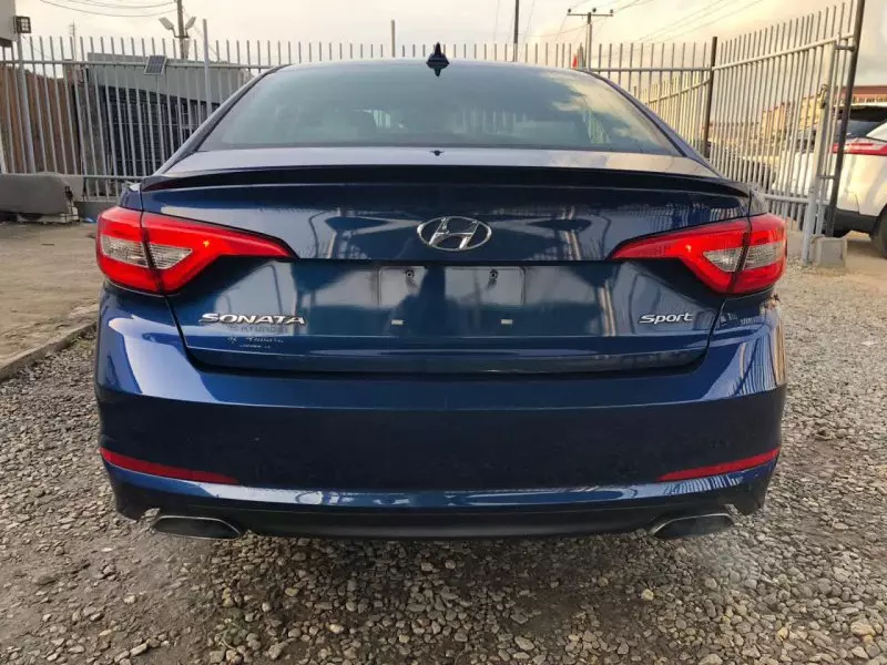 Hyundai Sonata   - 2017