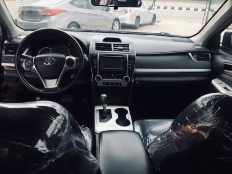 Toyota Camry   - 2012