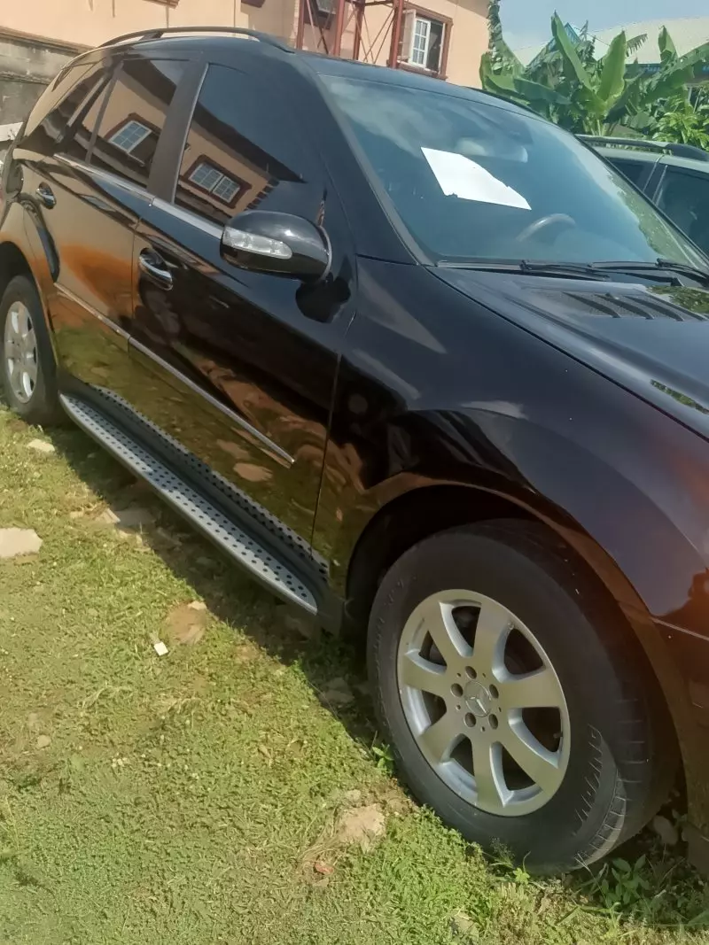 Mercedes-Benz ML 350   - 2006