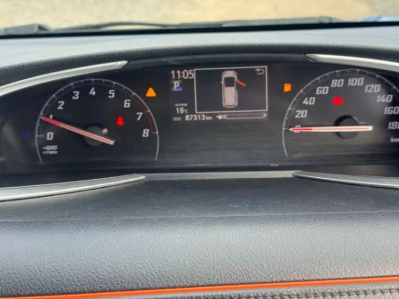 Toyota Sienta   - 2018