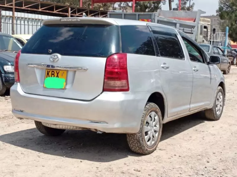 Toyota Wish   - 2008
