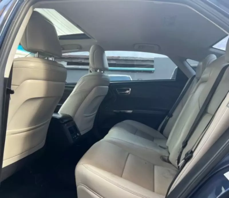 Toyota Avalon   - 2015