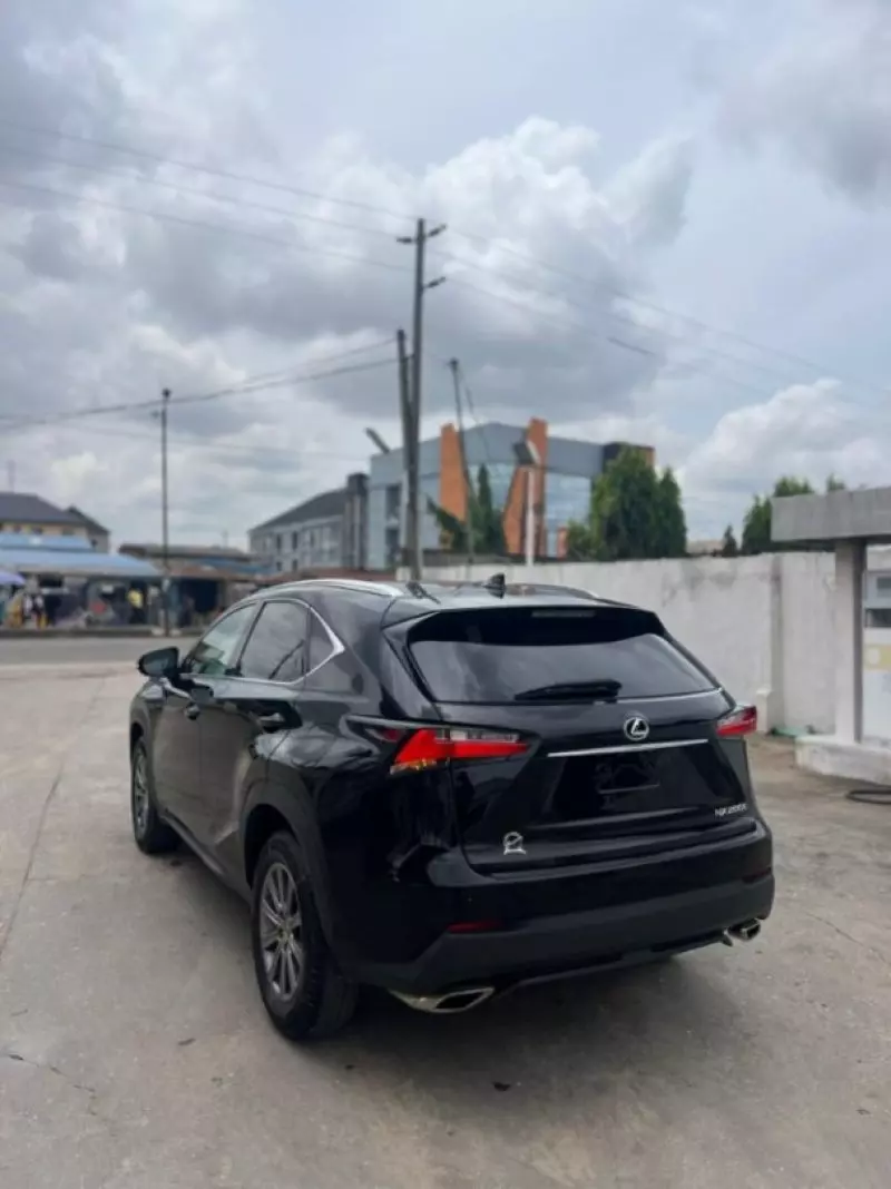 Lexus NX 200 - 2016