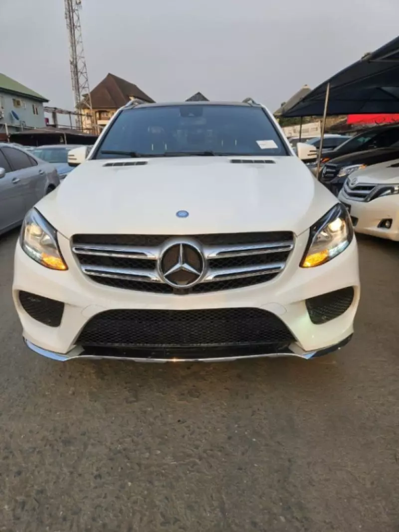 Mercedes-Benz ML 350 - 2015