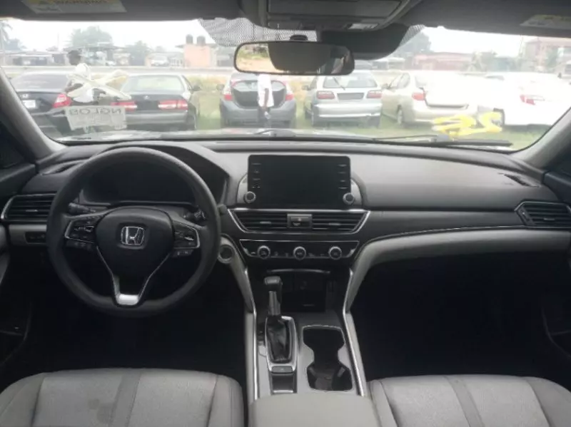 Honda Accord   - 2019