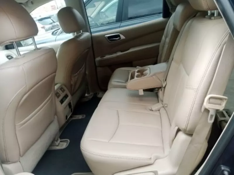 Nissan Pathfinder   - 2015