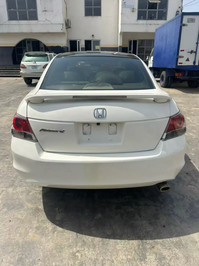 Honda Accord   - 2008