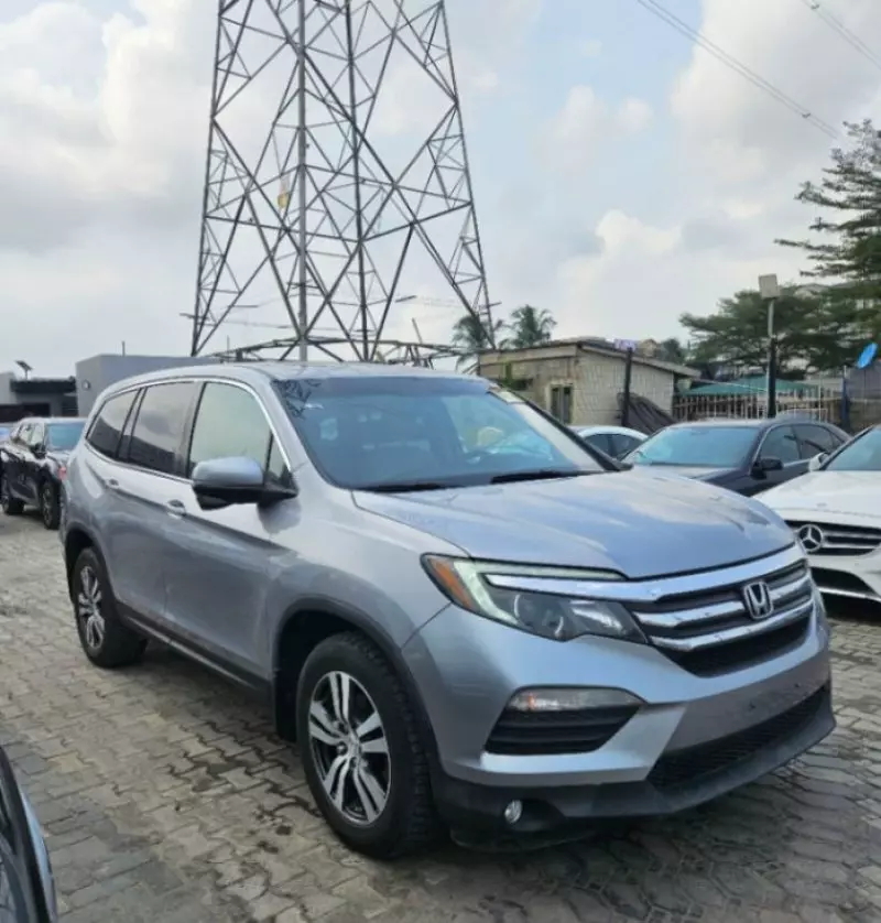 Honda Pilot   - 2016