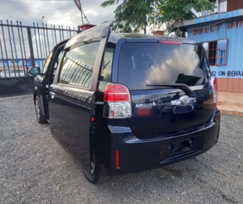 Toyota Spade    - 2018