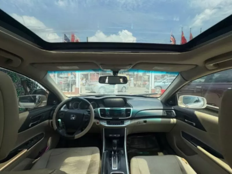 Honda Accord   - 2013