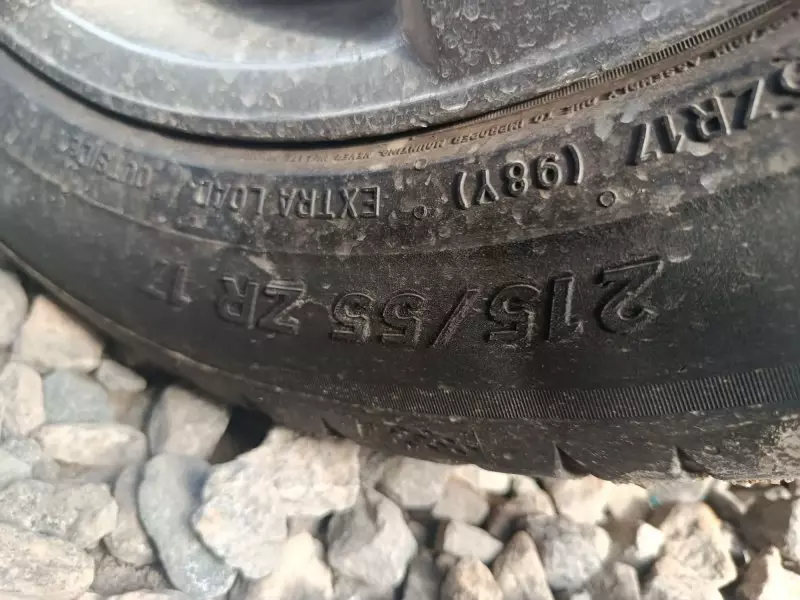 Toyota Camry   - 2012