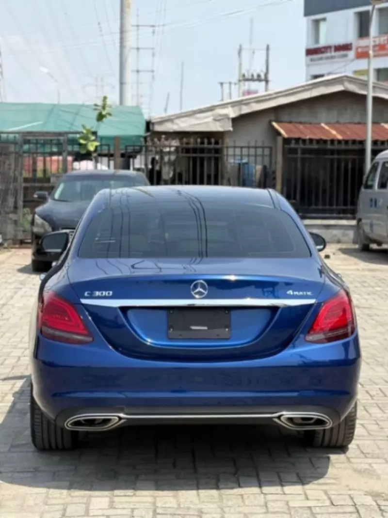Mercedes-Benz C-Class   - 2018