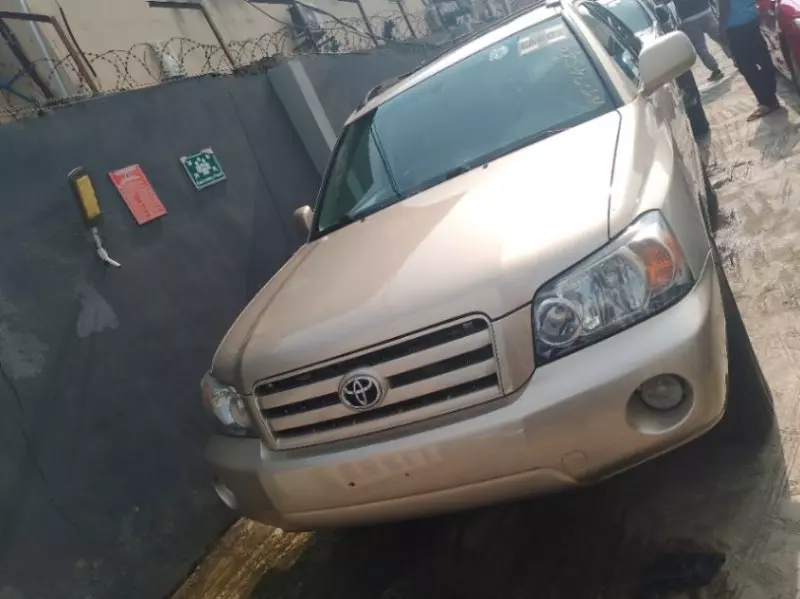 Toyota Highlander   - 2007