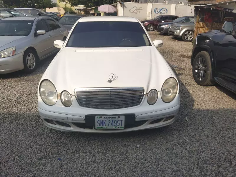 Mercedes-Benz E 350   - 2006