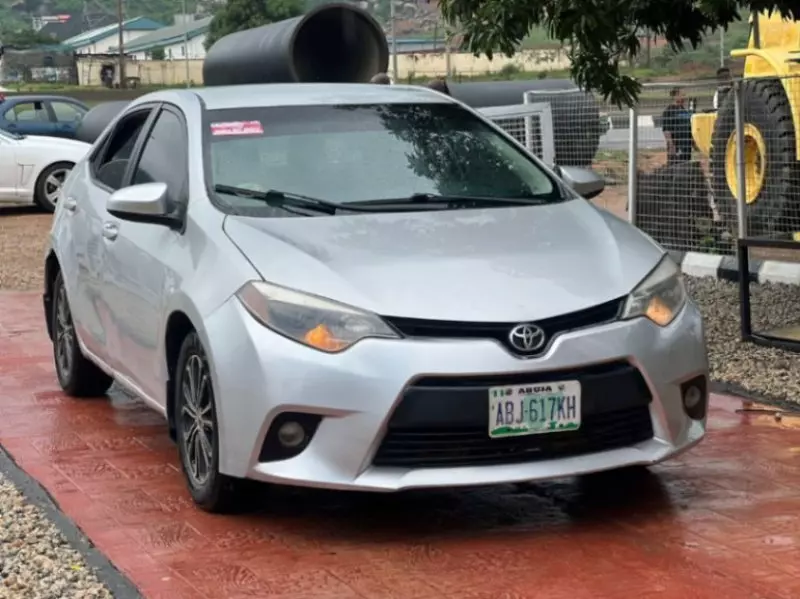 Toyota corolla   - 2014